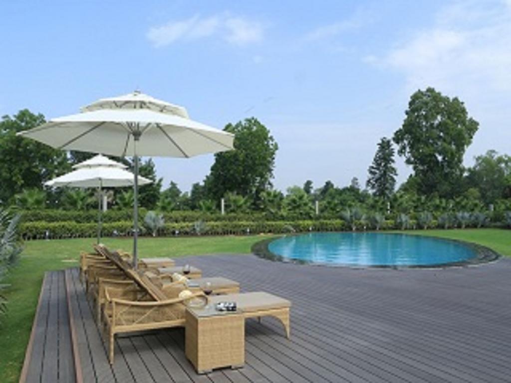 โรงแรมอาทริโอ คูร์เคาน์ ภายนอก รูปภาพ
